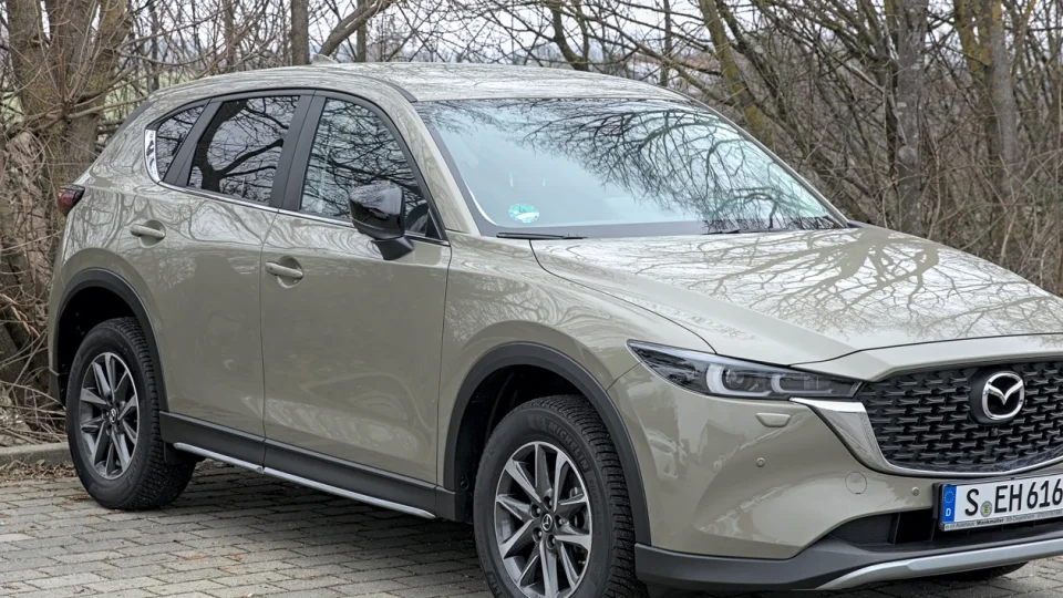 Mazda CX-5 2.0 Premium - ảnh chi tiết 1