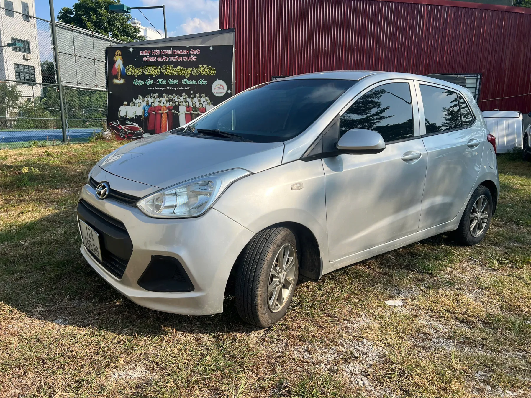 Hyundai Grand i10 2014 · bản thiếu đã lên mâm