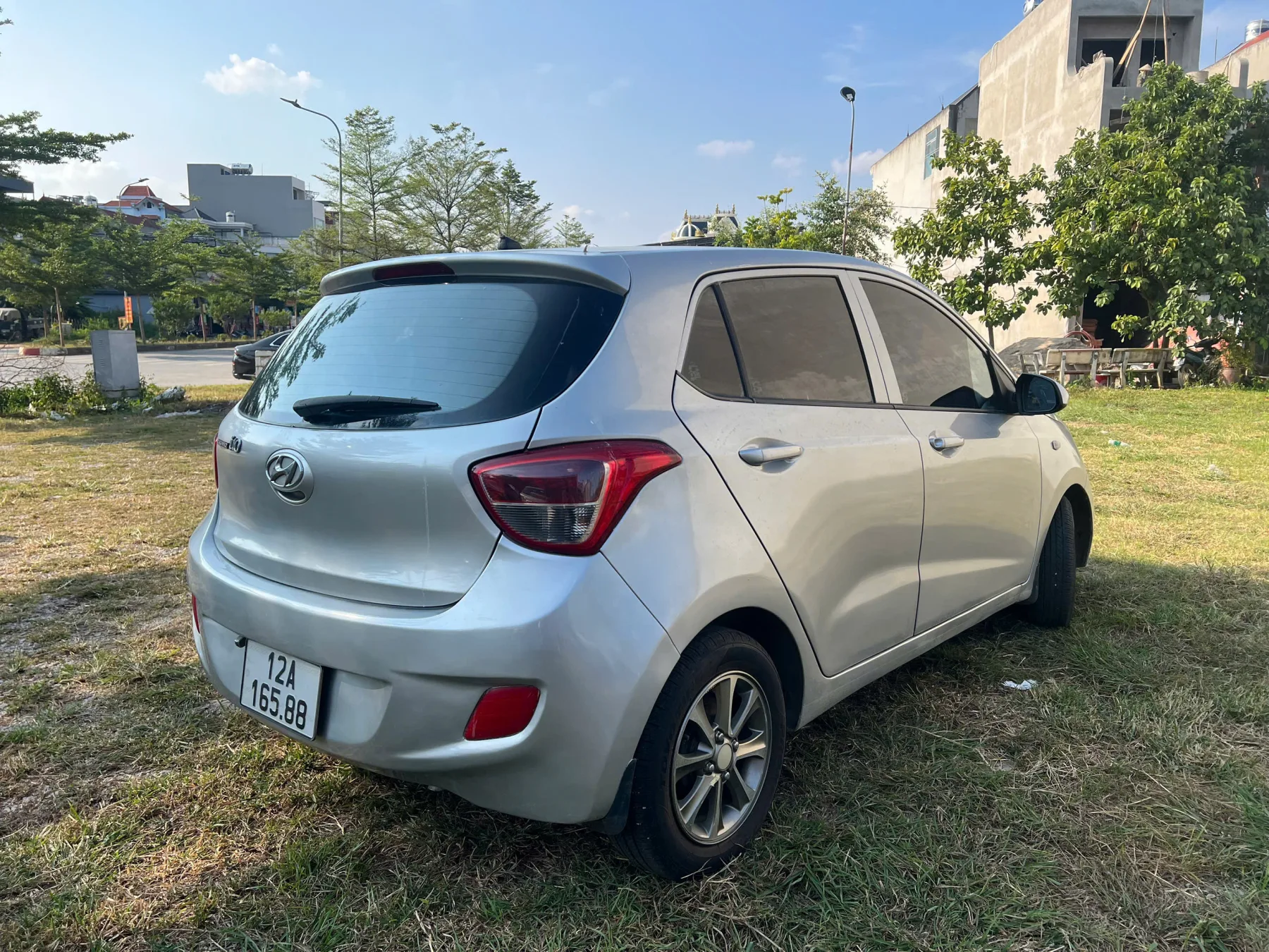 Hyundai Grand i10 2014 · bản thiếu đã lên mâm - ảnh chi tiết 2
