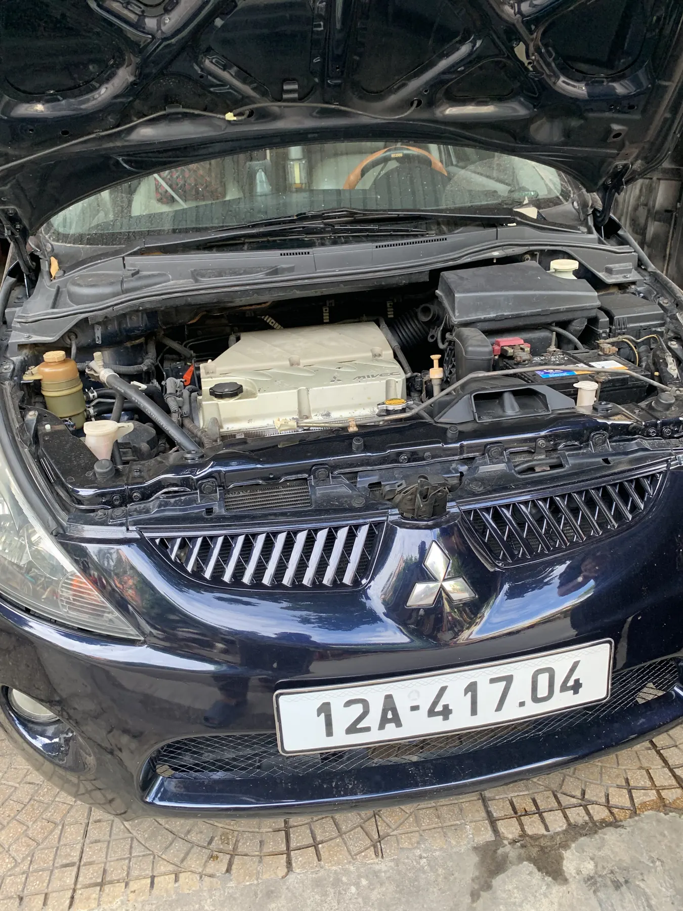 Mitsubishi Grandis 2.4 AT 2005 - ảnh 5