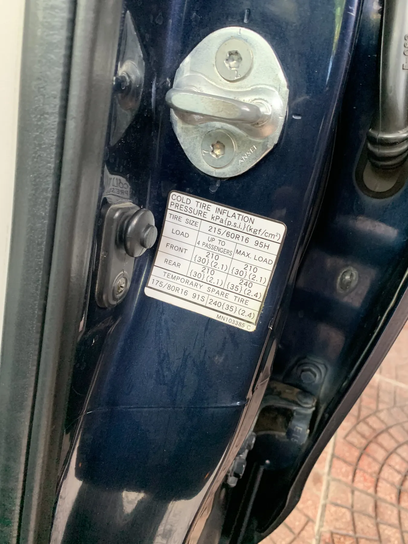 Mitsubishi Grandis 2.4 AT 2005 - ảnh 13